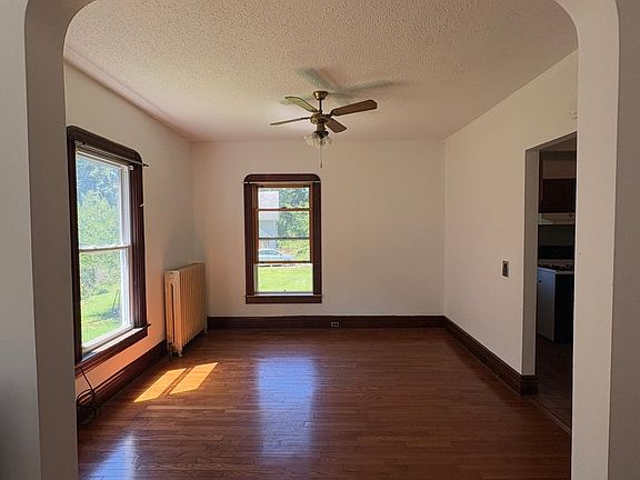 2nd image of 8 Maple Ave #3