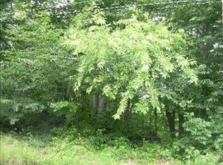 5 Warner Ct, Baiting Hollow, NY 11933