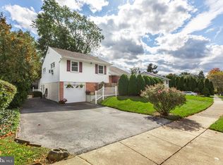 309 Williams Rd, Bryn Mawr, PA 19010