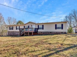 1135 Peaceful Ridge Rd, Huddleston, VA 24104