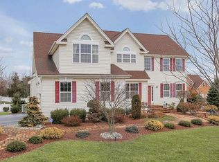 2 Renoir Dr, Monmouth Junction, NJ 08852