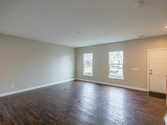 4th image of 6174 Albany Crest Ave