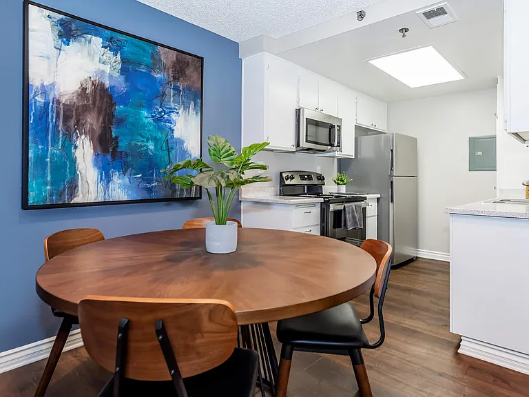 Pinecrest Apartment Homes — Photo 8