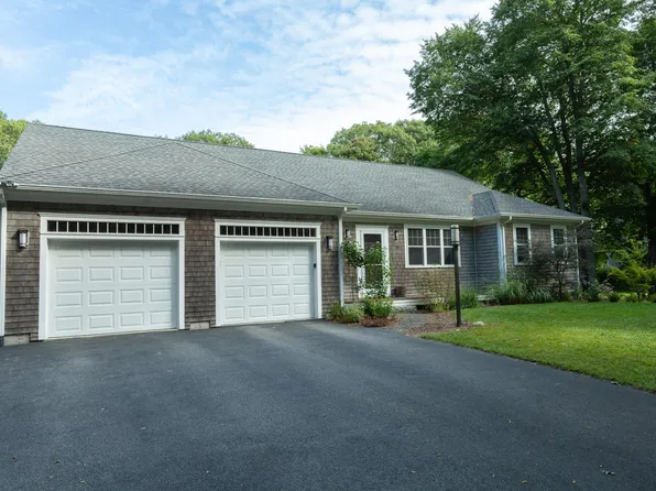 32 Tobey Way, Hyannis, MA 02601