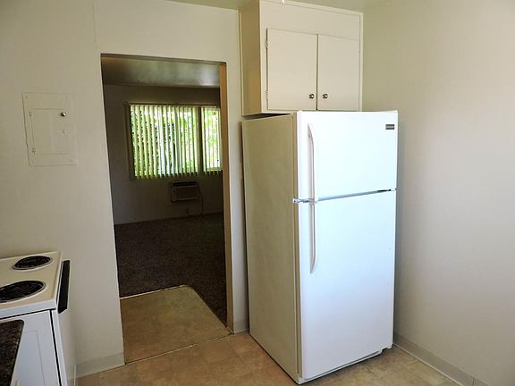 2nd image of 2321 Q St #11