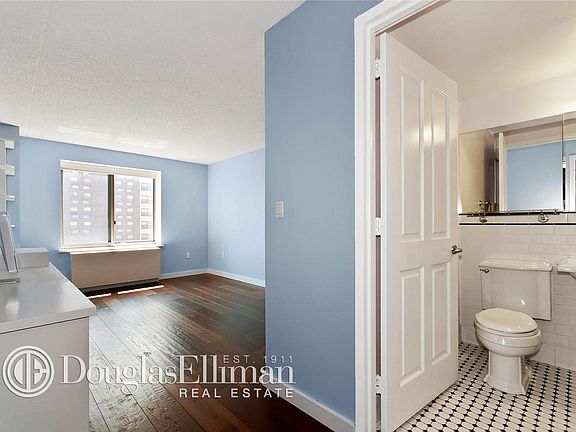 5th image of 300 W 135th St APT 10H