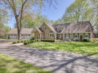 320 Caernarvon Rd, Wales, WI 53183