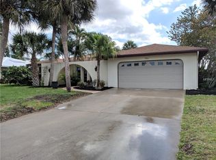 1703 N Gondola Ct, Venice, FL 34293