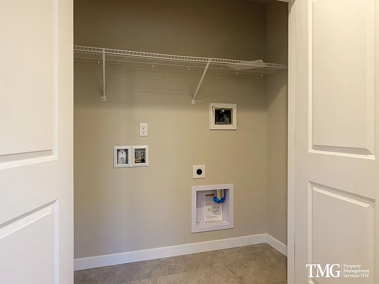 7242 S Ridge Way — Photo 11