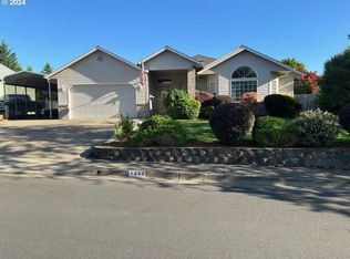 1250 NW 21st St, Albany, OR