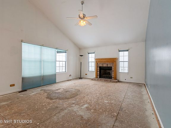 4th image of 1139 N Harvard Cir