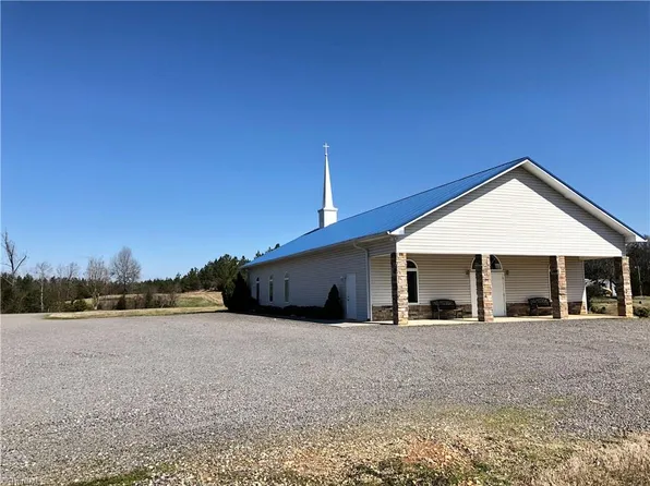 1509 Angell Rd, Mocksville, NC 27028