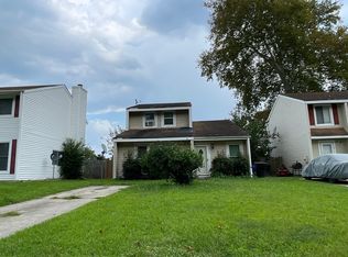 3821 Stateflower Ct, Portsmouth, VA 23703