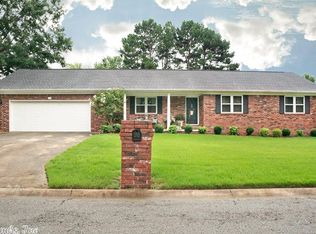 17 Forest Dr, Cabot, AR 72023