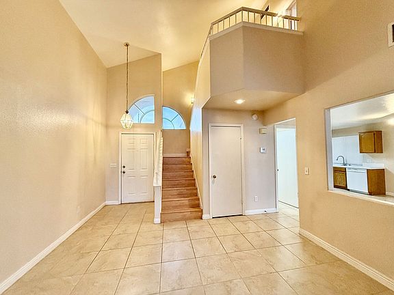 2nd image of 1728 Cedar Bluffs Way