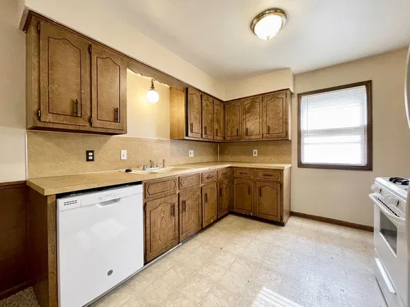 8126 20th Ave, Jenison, MI 49428