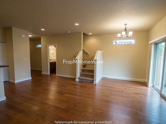 5th image of 10605 NW 303rd Pl