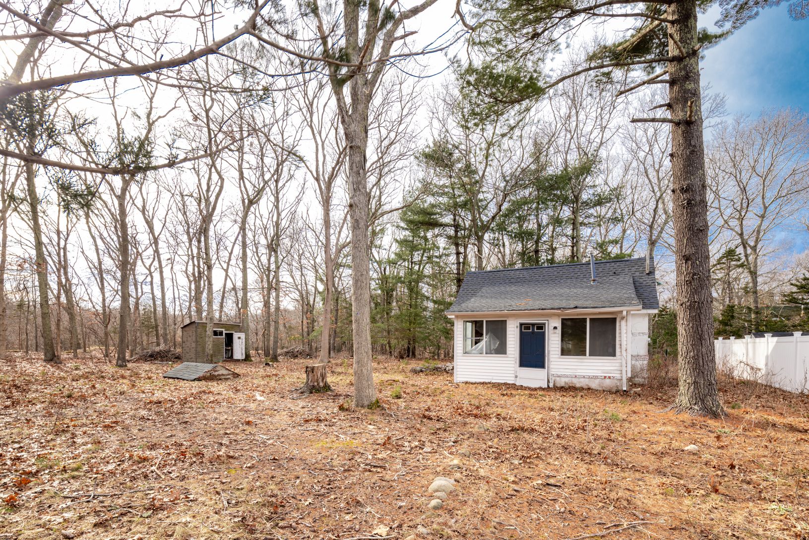  Flat, Rectangular Lot