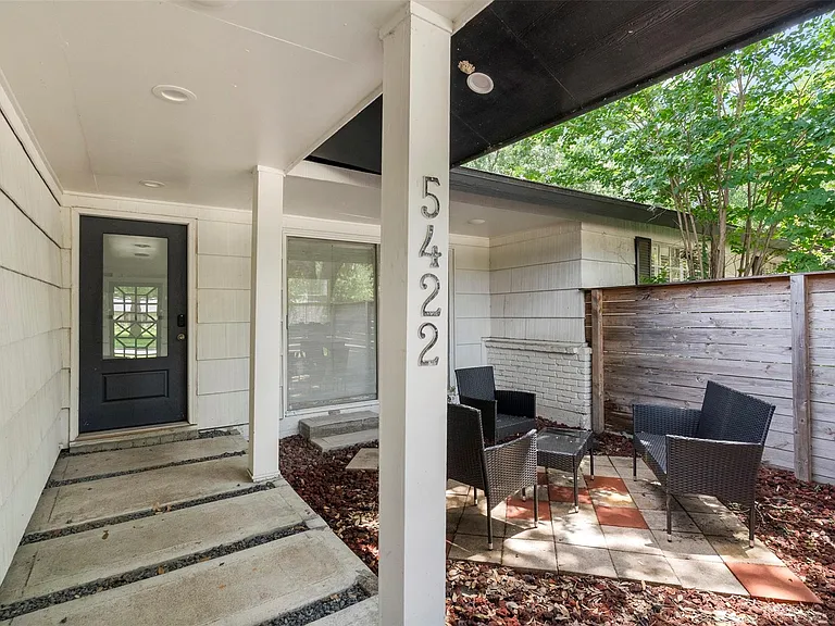 5422 Lincrest Ln — Photo 4