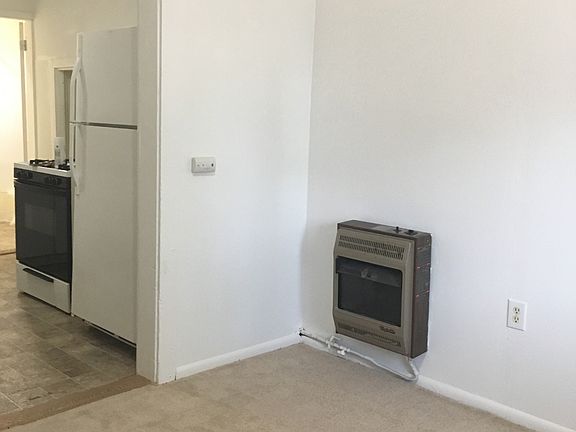 4th image of 1328 W Dean Ave APT C