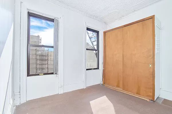 1st image of 3692 Broadway APT 44