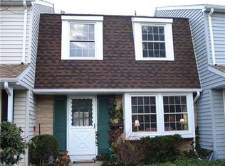 34 Jackson Dr, Milford, CT 06460