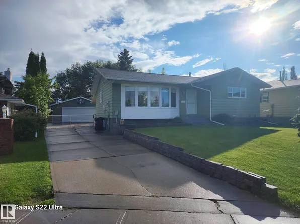 4203 42nd Ave, Leduc, AB T9E 4S2
