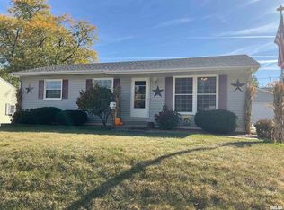 1317 W Garfield St, Davenport, IA 52804