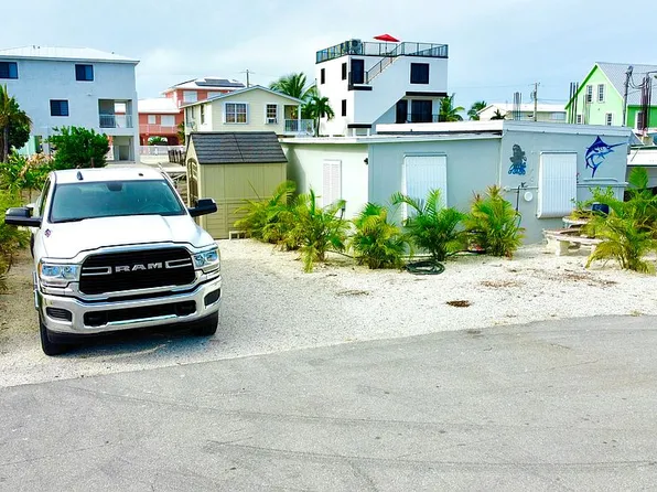 31515 Avenue E, Big Pine Key, FL 33043