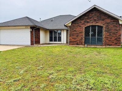 11724 SW 7th St, Yukon, OK, 73099