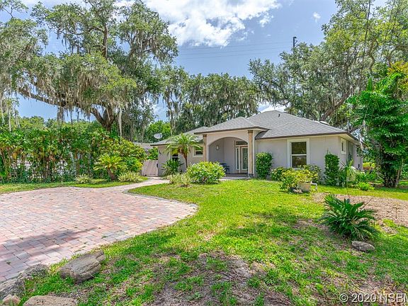 3rd image of 385 Coquina Ave