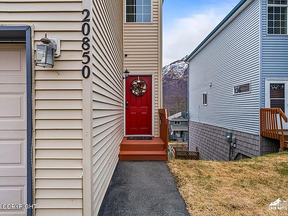 2nd image of 20850 Mountainside Dr