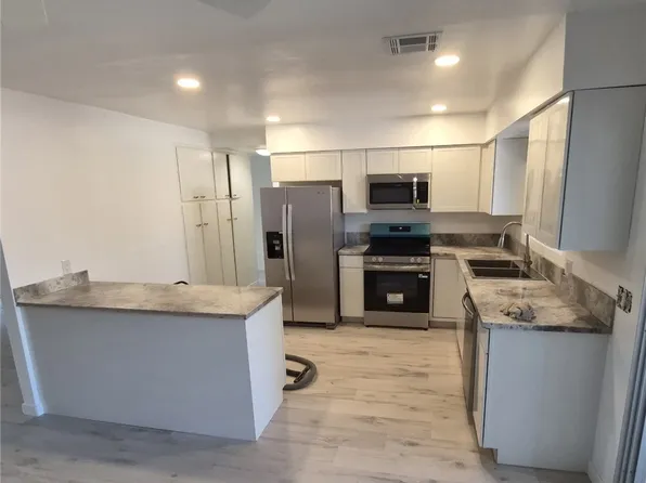611 S Palm Ave Unit F, Hemet, CA 92543