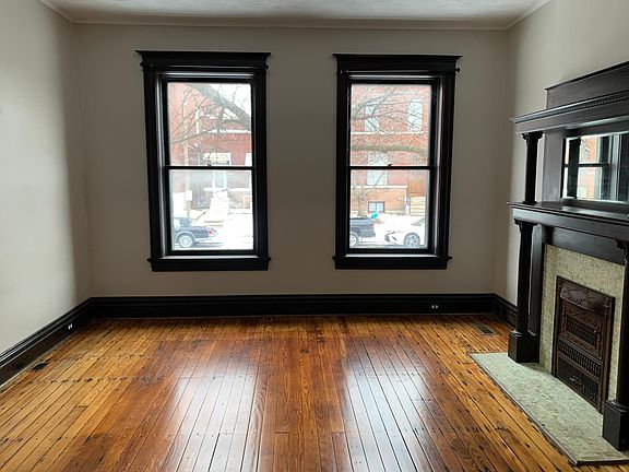 4th image of 3337 Texas Ave #1