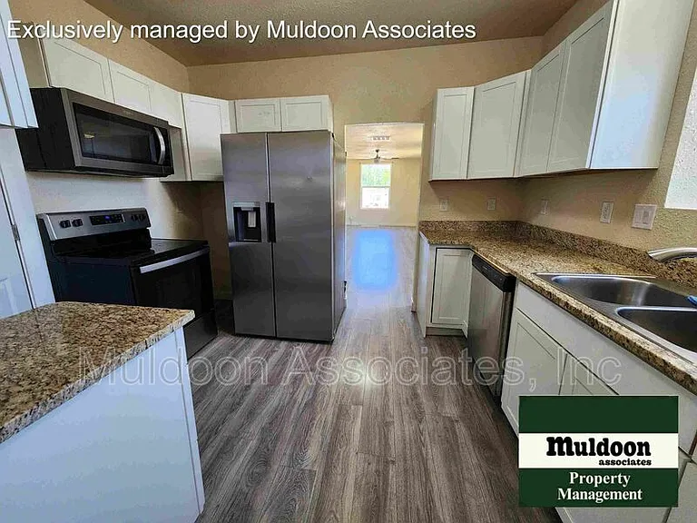 623 E Routt Ave — Photo 8