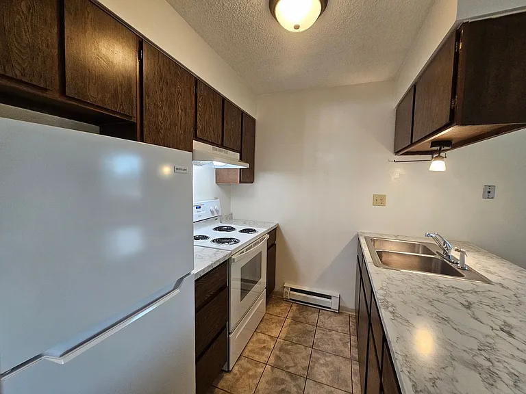 1411 Stoddard St #1-4 — Photo 4