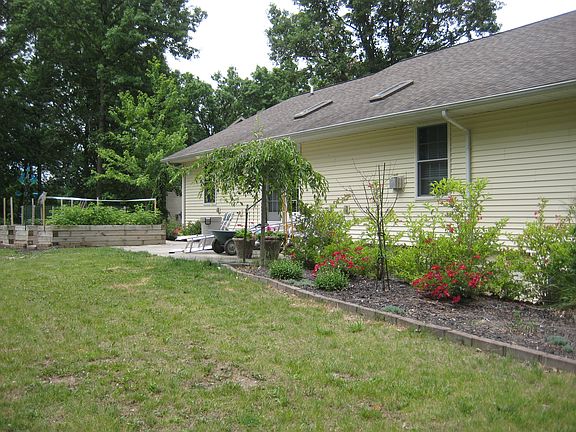 4th image of 2029 S Mistywood Ct