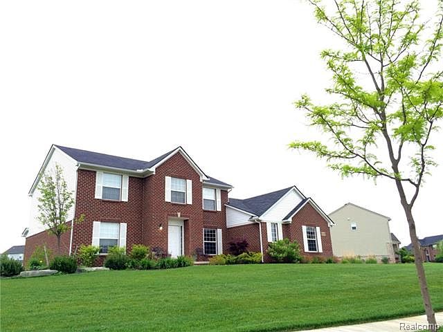 1st image of 26100 Daria Cir W