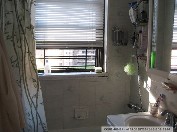 4th image of 6155 98th St APT 9H
