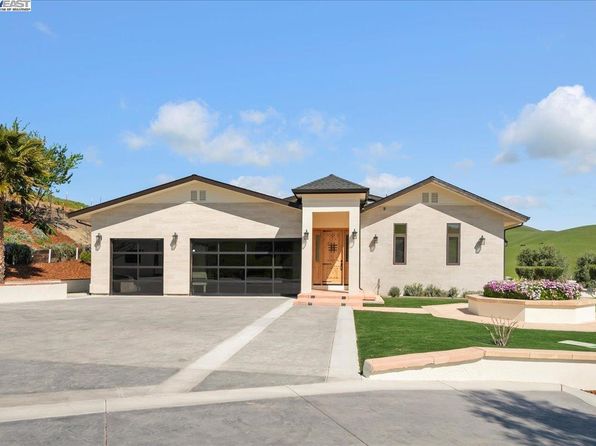 5388 Doolan Rd, Livermore, CA 94551
