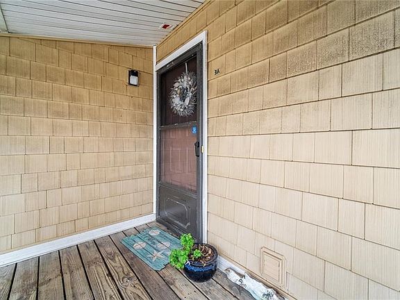 5th image of 1634 E Ocean View Ave APT 3A