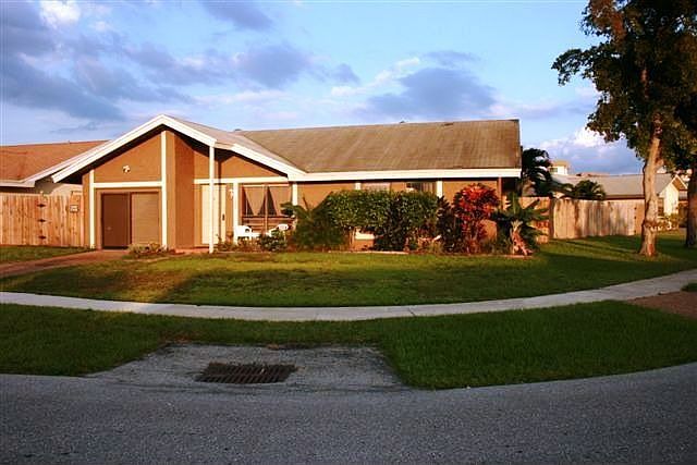 1st image of 1204 SW 81st Ter