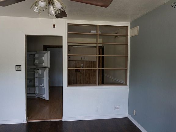 4th image of 324 Bluebonnet Dr