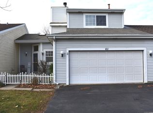 411 Farmbrook Ct, Romeoville, IL 60446