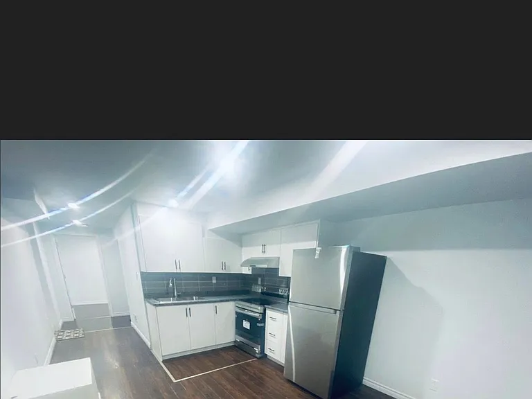 143 Baggs Cres #BASEMENT — Photo 3