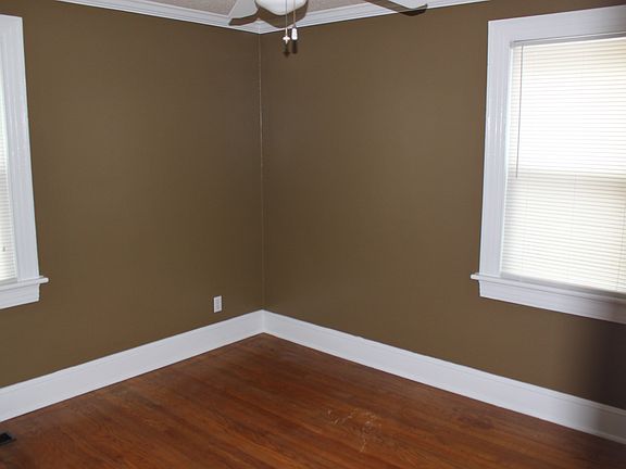 Back bedroom