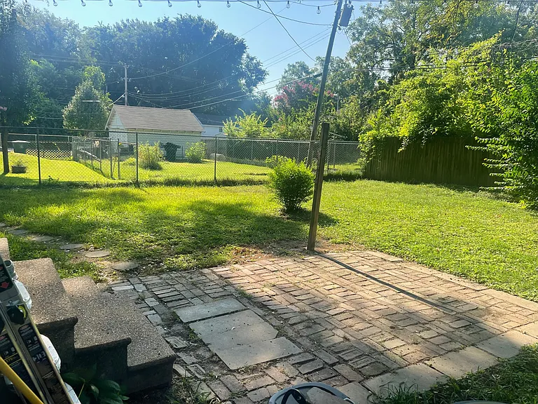 1893 Walker Ave — Photo 11