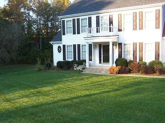 2nd image of 17243 Middleton Ct