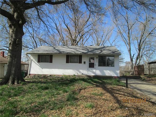 2nd image of 241 Dundee Cir