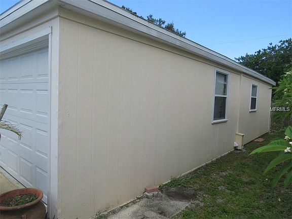 3rd image of 4250 78th Way N
